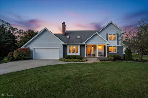 6310 Beres Ct, Concord, OH 44077