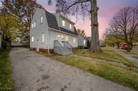20400 Tracy Ave, Euclid, OH 44123