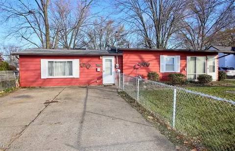 297 Abbe Rd N, Elyria, OH 44035