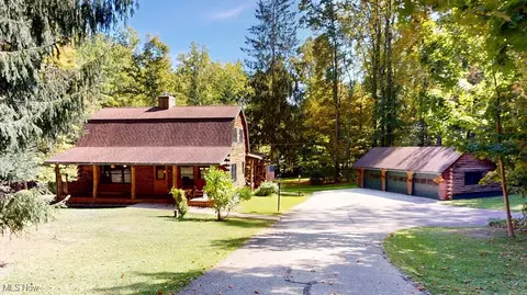 9471 Sherman Rd, Chesterland, OH 44026