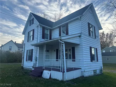 133 Cedar St N, East Canton, OH 44730