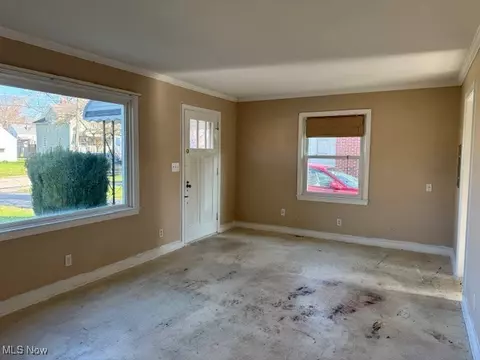 1643 Everett Ave, Youngstown, OH 44514 photo 2