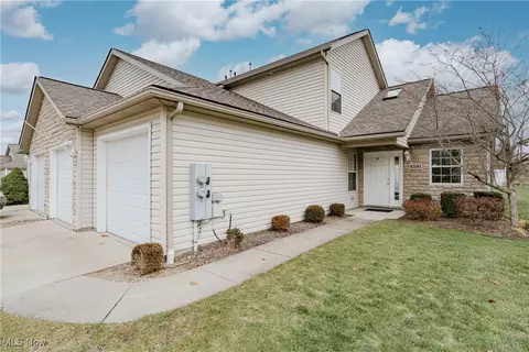 4591 Creekside Dr, Kent, OH 44240