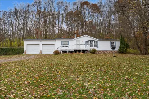 46835 Mary St, East Liverpool, OH 43920