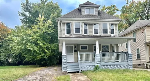 528 E 109th St, Cleveland, OH 44108