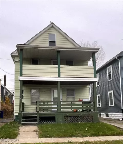 7918 Goodman Ave, Cleveland, OH 44105