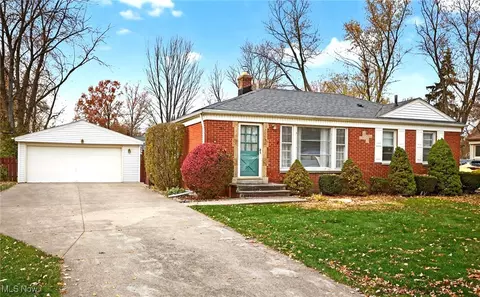 2030 Miriam Ave, Avon, OH 44011