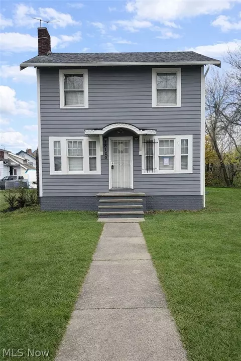 18120 Olympia Rd, Cleveland, OH 44112