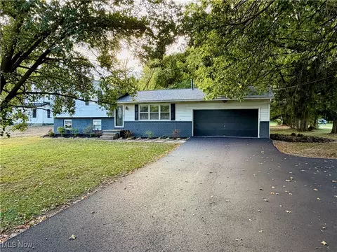 304 S Munroe Rd, Tallmadge, OH 44278