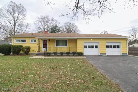3057 S Meridian Rd, Youngstown, OH 44511