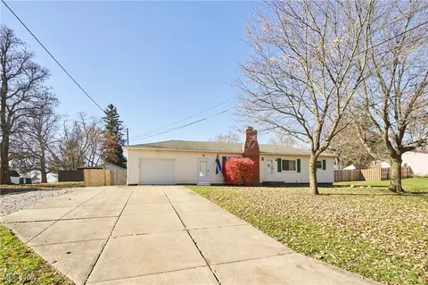 1510 Roosevelt Ave, Brunswick, OH 44212