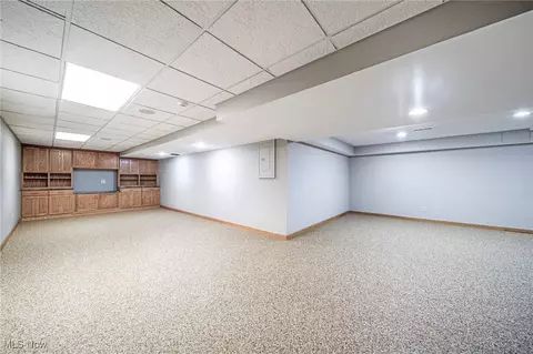 2675 Deer Run, Willoughby Hills, OH 44094 photo 35