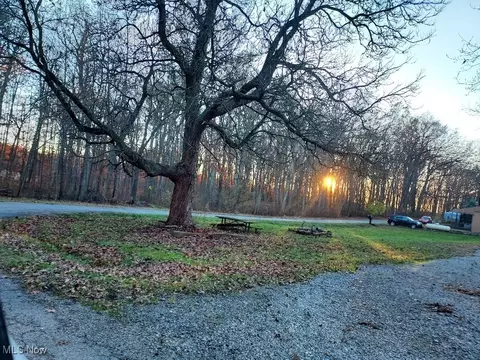 214 2nd St, Lake Milton, OH 44429