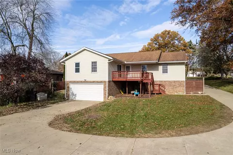 2840 Wadsworth Rd, Norton, OH 44203