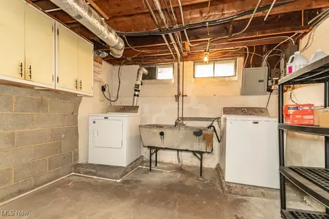 29815 Phillips Ave, Wickliffe, OH 44092 photo 25