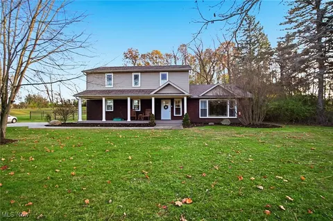 5220 Portage St NW, North Canton, OH 44720