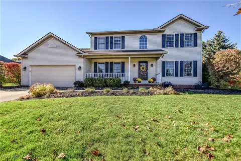 6980 Sturbridge Dr, Concord, OH 44077
