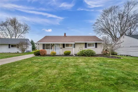 361 Chestnut Dr, Berea, OH 44017