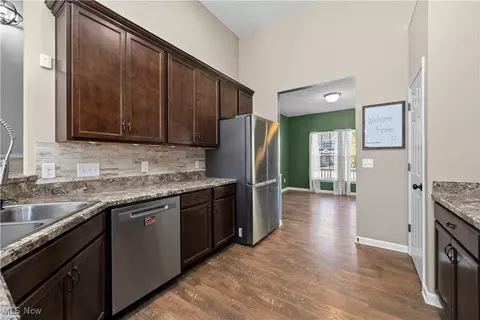 Entry Way - 4657 Fields Way, Lorain, OH 44053 photo 2 of 2