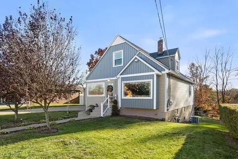 230 Ritchie Ave, Weirton, WV 26062