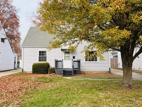 25751 Briardale Ave, Euclid, OH 44132
