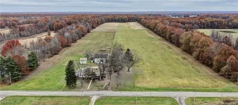 North Park Avenue, Cortland, OH 44410