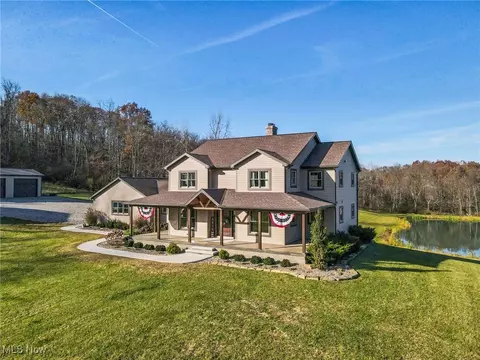 9615 Rural Dale Rd, Blue Rock, OH 43720