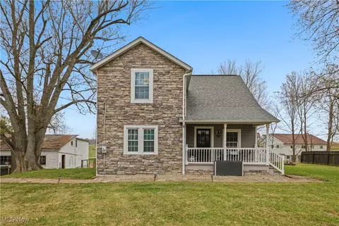 10322 Dover Rd, Apple Creek, OH 44606