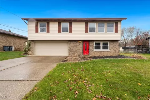 4083 Regal Ave, Brunswick, OH 44212