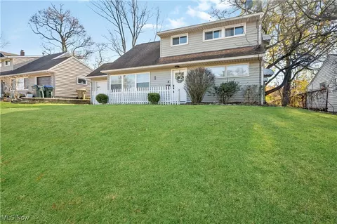180 Graham Rd, Cuyahoga Falls, OH 44223