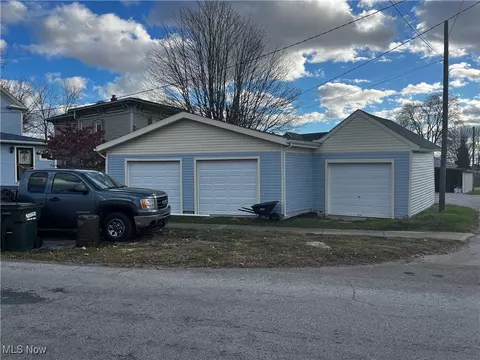 Exterior - 150 N Main St, Creston, OH 44217 photo 1 of 1