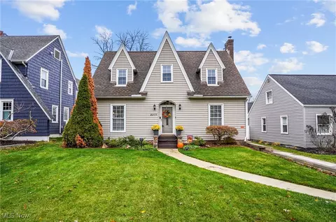 2377 16th St, Cuyahoga Falls, OH 44223