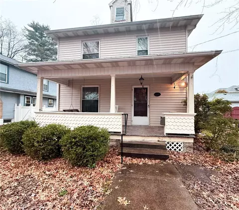 2115 Elm St, Parkersburg, WV 26101