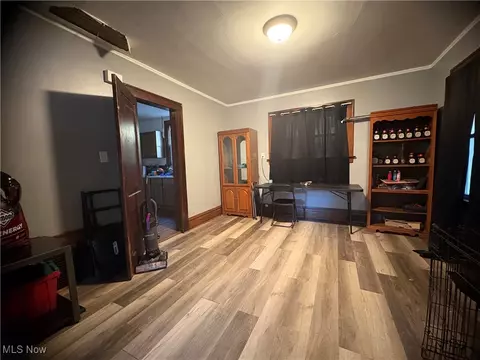 89 W York St, Akron, OH 44310 photo 5