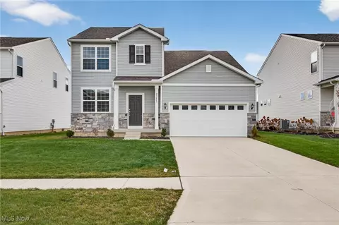 23663 Victory Ln, Columbia Station, OH 44028