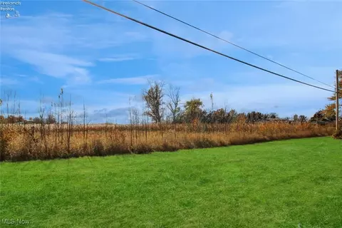 W Lakeshore Drive, Port Clinton, OH 43452