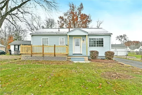 1810 Northfield Ave NW, Warren, OH 44485