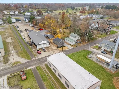 69 E Grant St, Alliance, OH 44601 photo 32