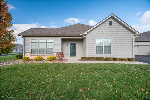 9264 Sharrott Rd #1803, Poland, OH 44514
