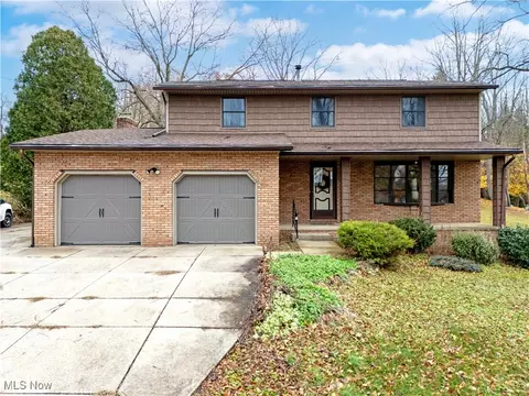 2700 Martin Rd, Mogadore, OH 44260
