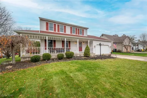 3362 Starwick Dr, Canfield, OH 44406