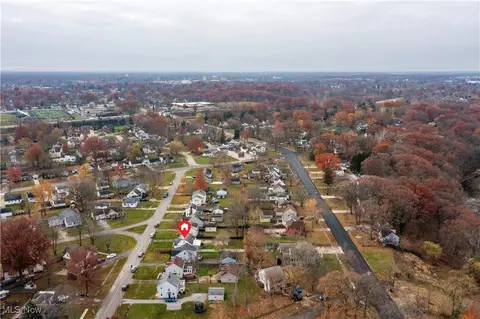 View/Area - 988 Valley Blvd, Elyria, OH 44035 photo 2 of 5