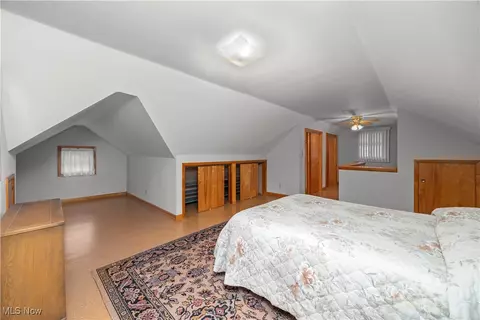 Bedroom - 988 Valley Blvd, Elyria, OH 44035 photo 8 of 8