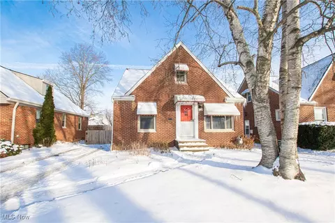 6714 Alber Ave, Parma, OH 44129