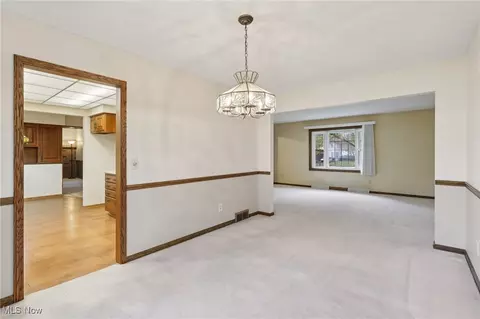 320 High Point Dr, Wadsworth, OH 44281 photo 7