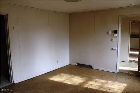 Living - 27 E Main St, Lucas, OH 44843 photo 1 of 3