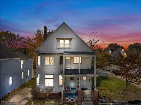 1820 W 57th St, Cleveland, OH 44102
