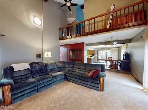 Living - 2915 Millgate Dr, Willoughby Hills, OH 44094 photo 2 of 3