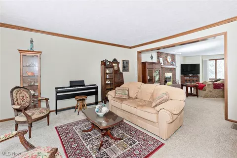 33346 Lisa Ln, Solon, OH 44139 photo 13
