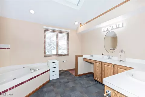 33346 Lisa Ln, Solon, OH 44139 photo 25